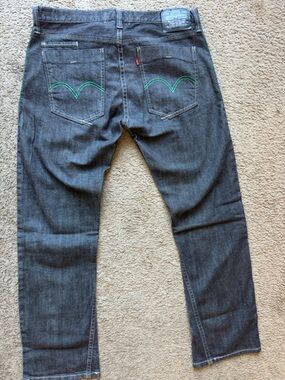 Levi's Men's Straight Jeans in Dark Gray